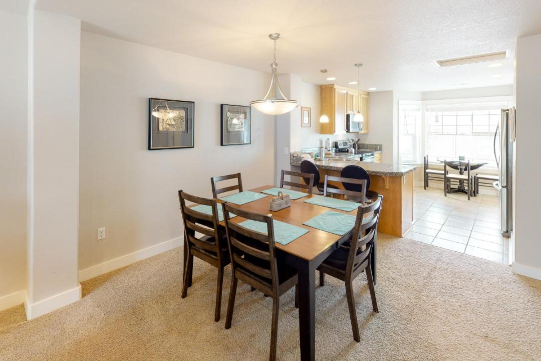 Photo of Livingroom in Rockaway Beach