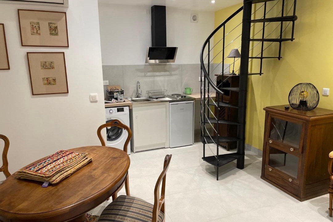 Photo of Others in Uzes