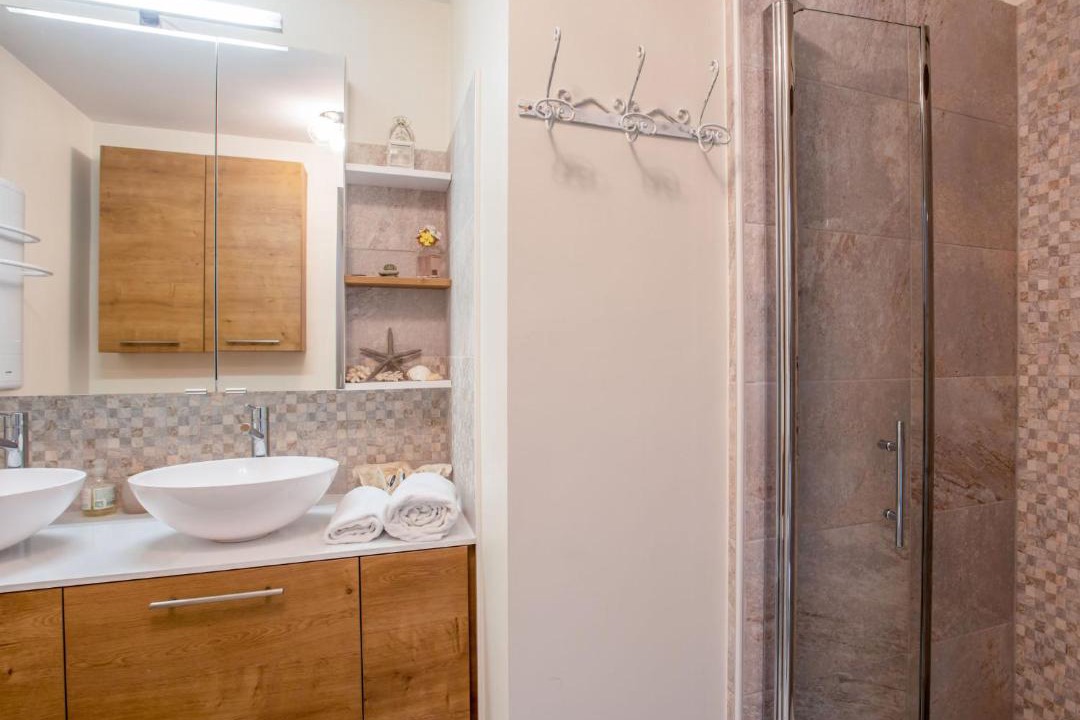 Photo of Bathroom in Carnac