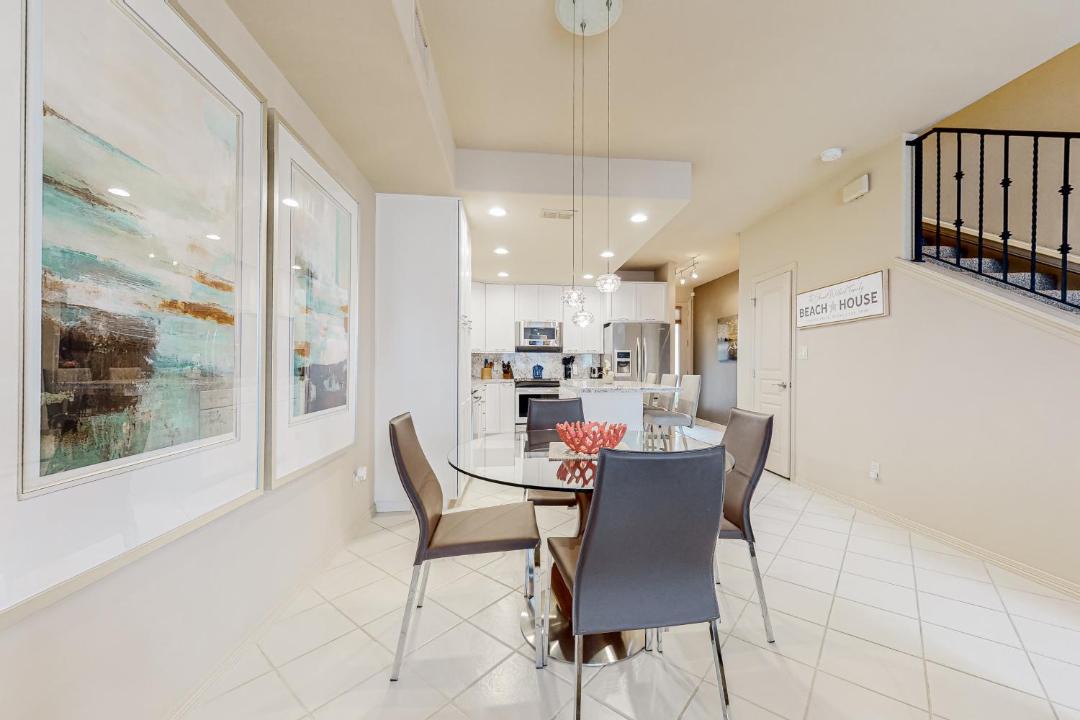 Photo of Livingroom in Laguna Vista