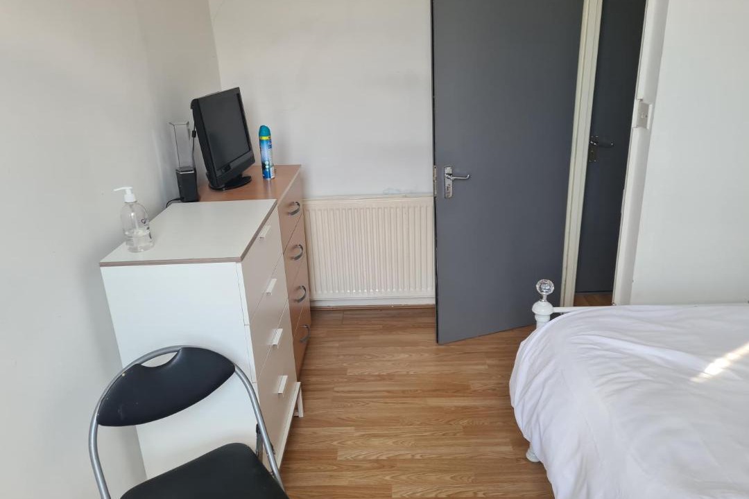 Photo of Bedroom in Grove Green