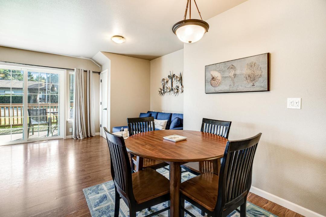 Photo of Others in Dunes City