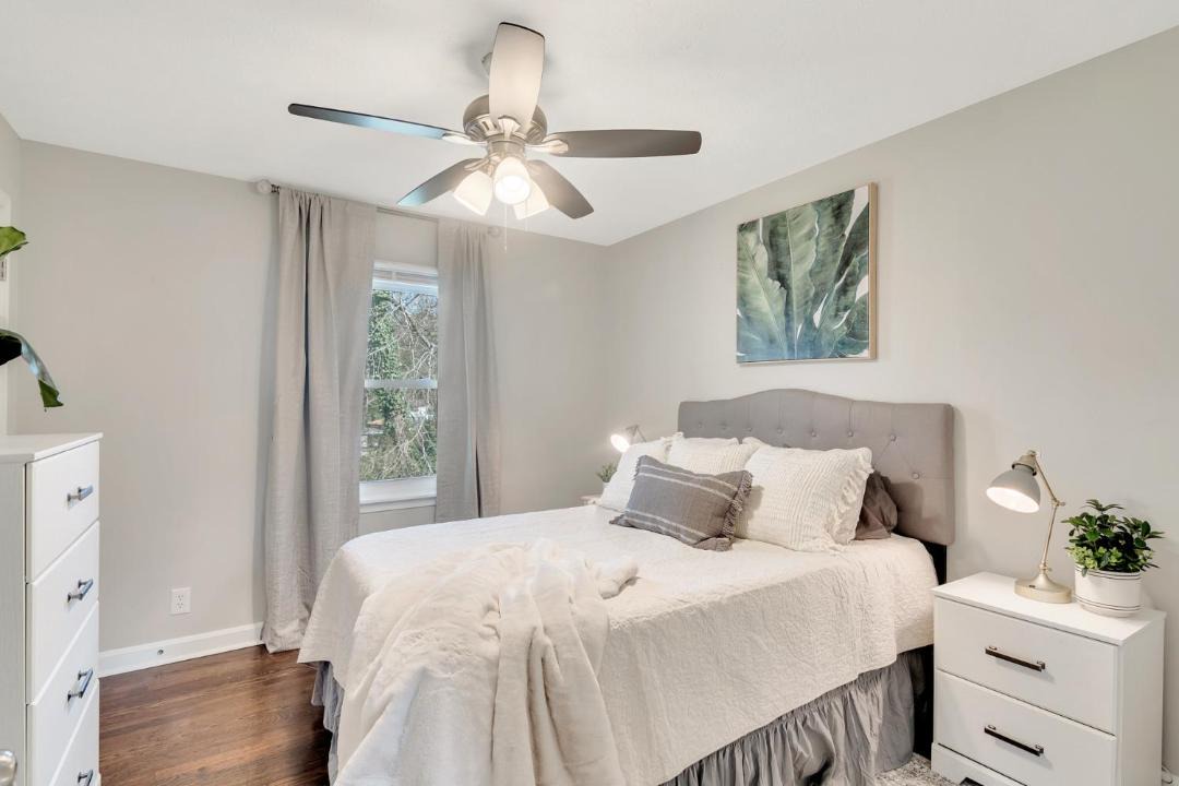 Photo of Bedroom in Smyrna