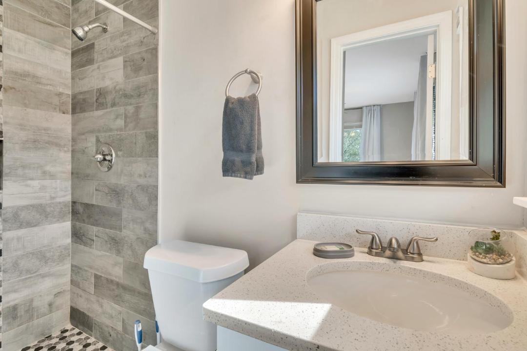 Photo of Bathroom in Smyrna
