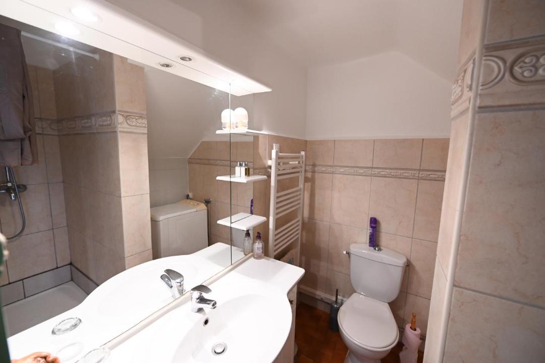 Photo of Bathroom in Port-Vendres