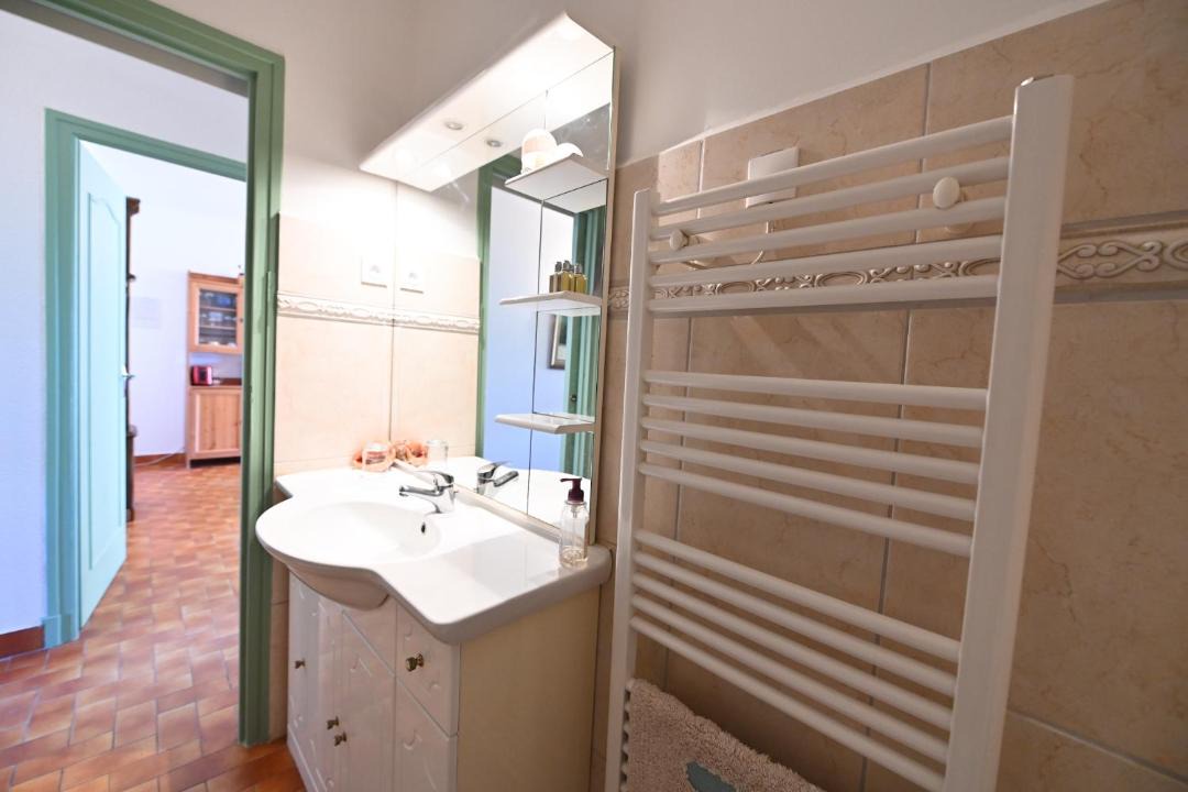 Photo of Bathroom in Port-Vendres