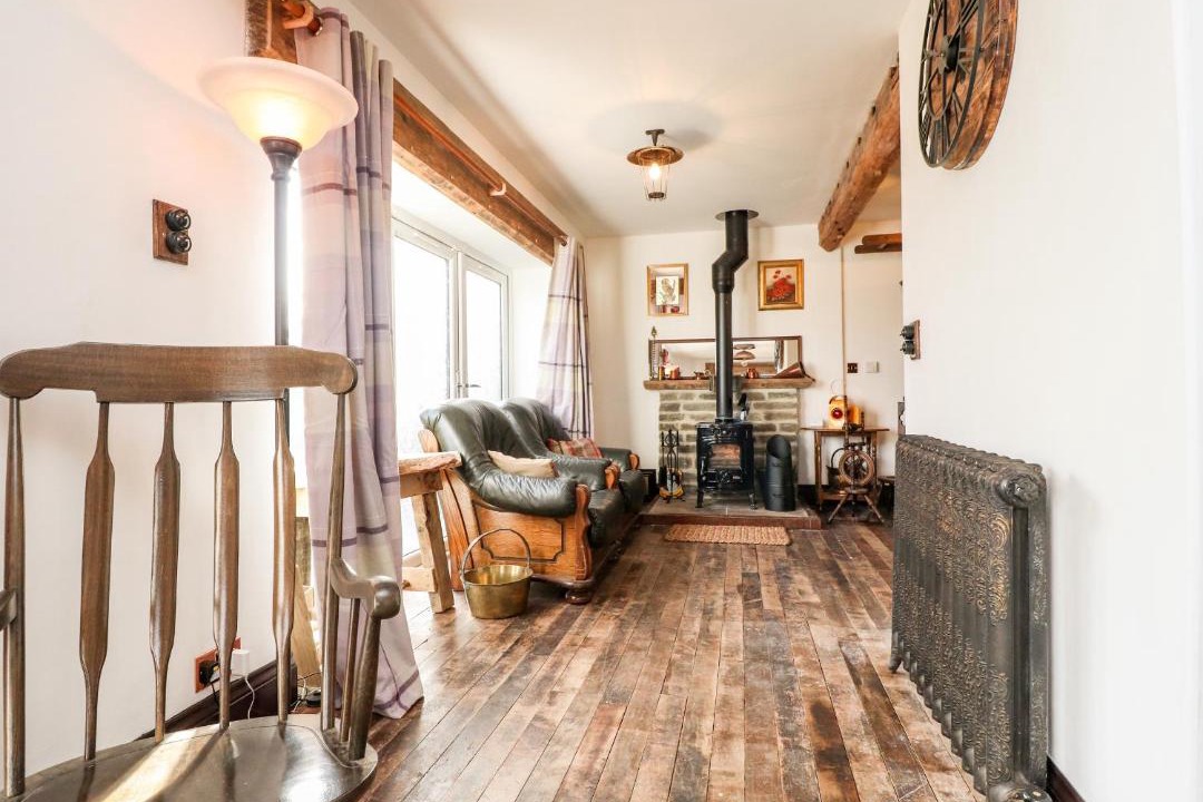 Photo of Others in Oldfield