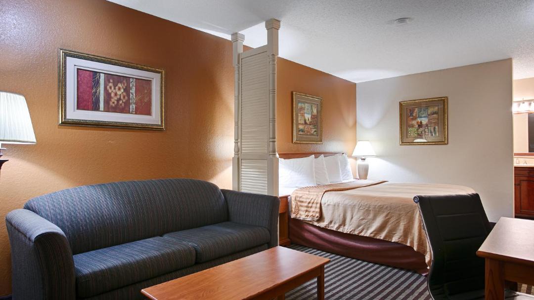 Photo of Bedroom in Joplin