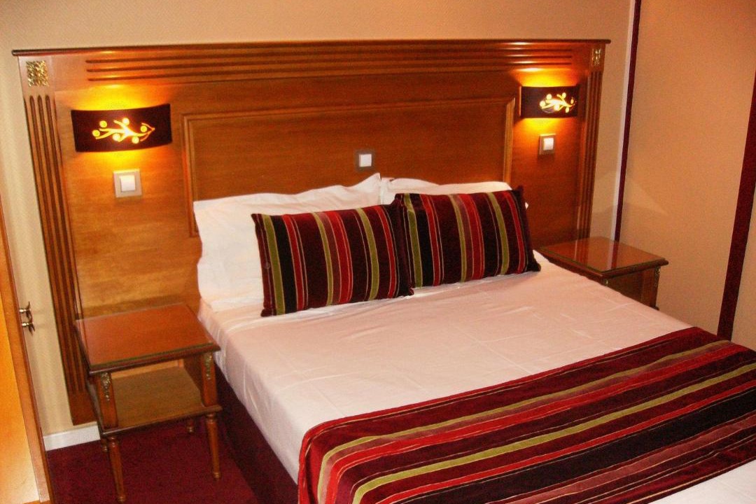 Photo of Bedroom in Mantes-la-Jolie