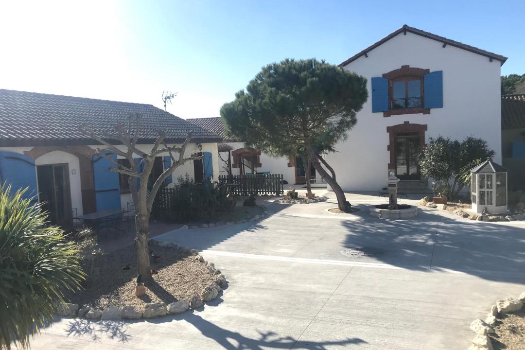 Photo of Others in Colombiers