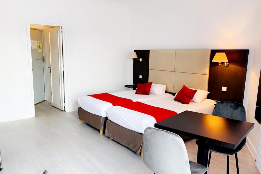 Photo of Others in Orsay