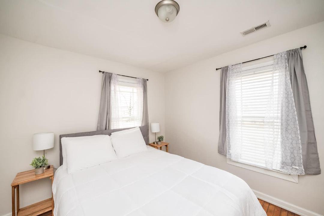 Photo of Bedroom in Lynchburg