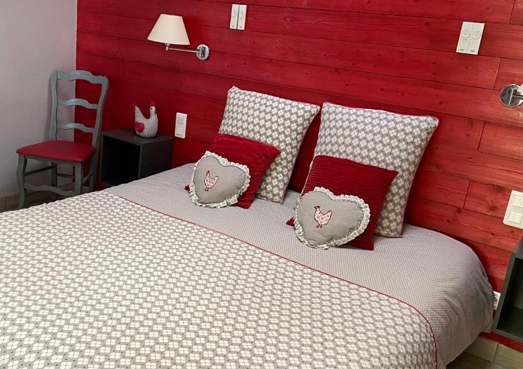 Photo of Bedroom in Volvic