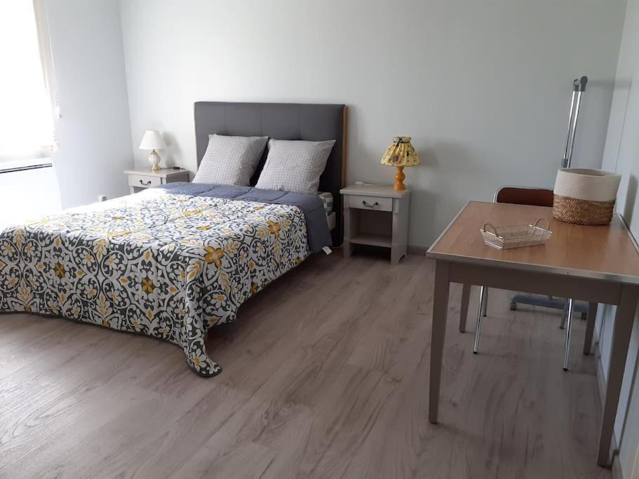 Photo of Bedroom in Sazilly