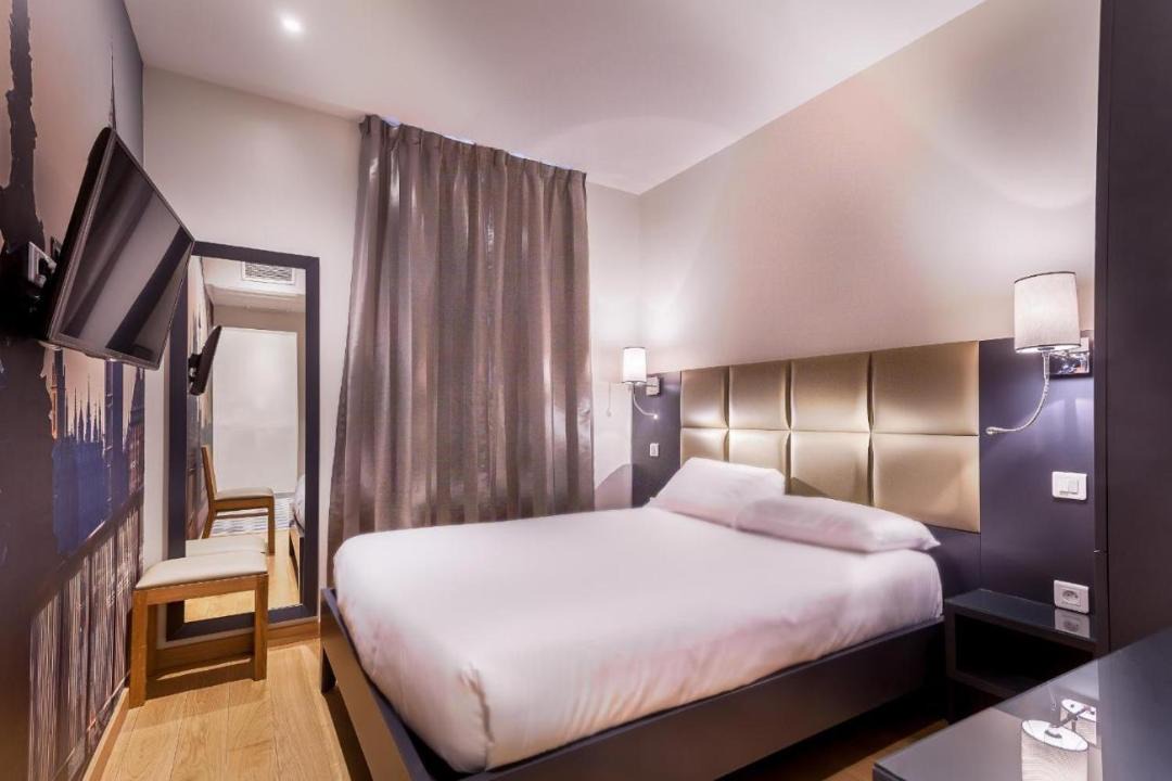 Photo of Bedroom in Quartier de la Salpetriere