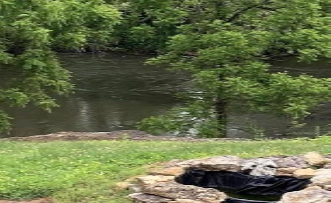 Photo of Others in Fredericktown