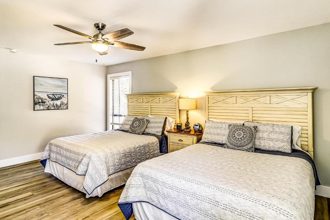 Photo of Bedroom in Palmetto Dunes