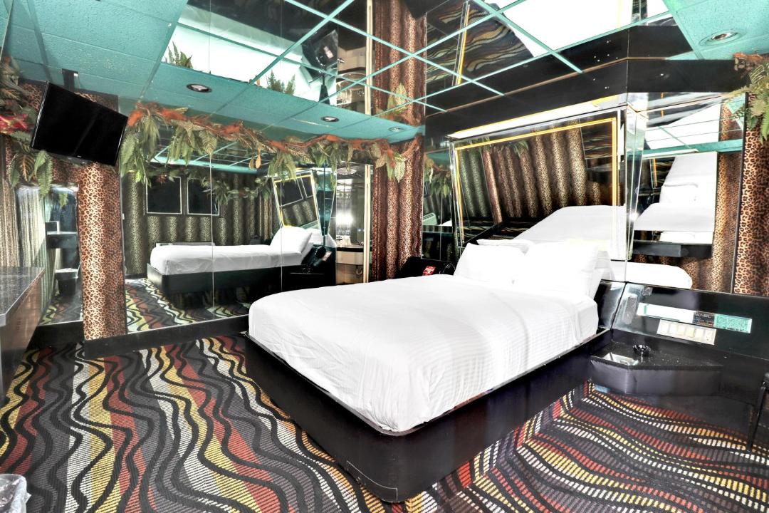 Photo of Others in East Farmingdale