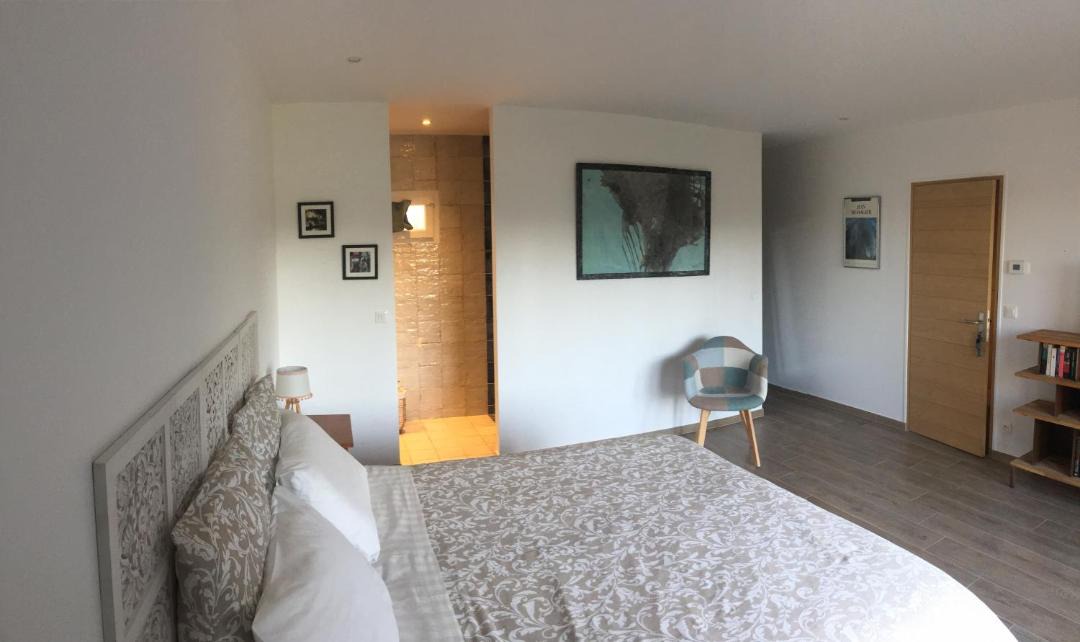 Photo of Others in Saint-Michel-de-Montaigne