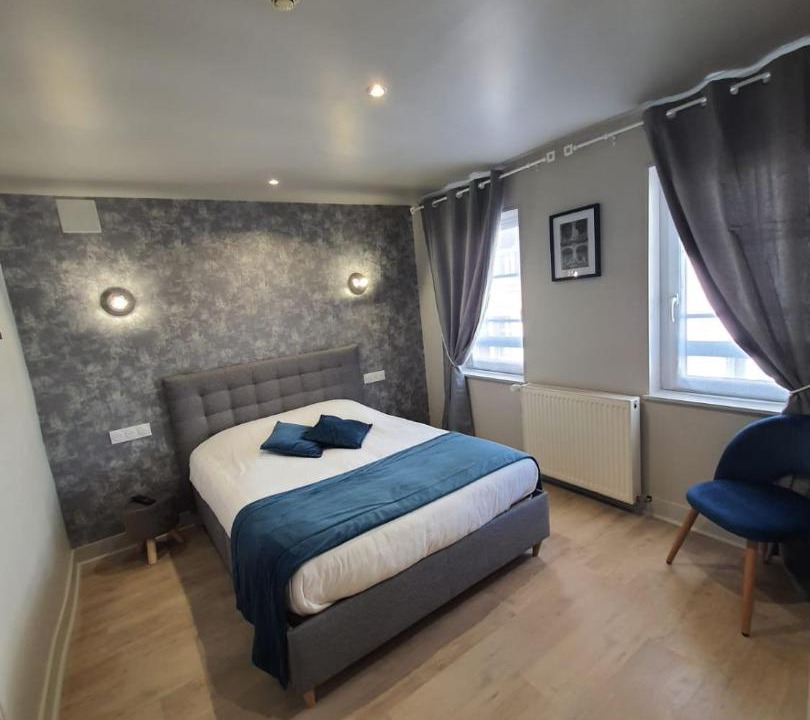 Photo of Others in Etretat