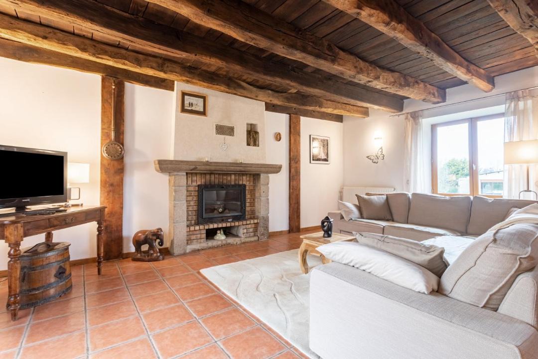 Photo of Livingroom in Saint-Martin-des-Pres