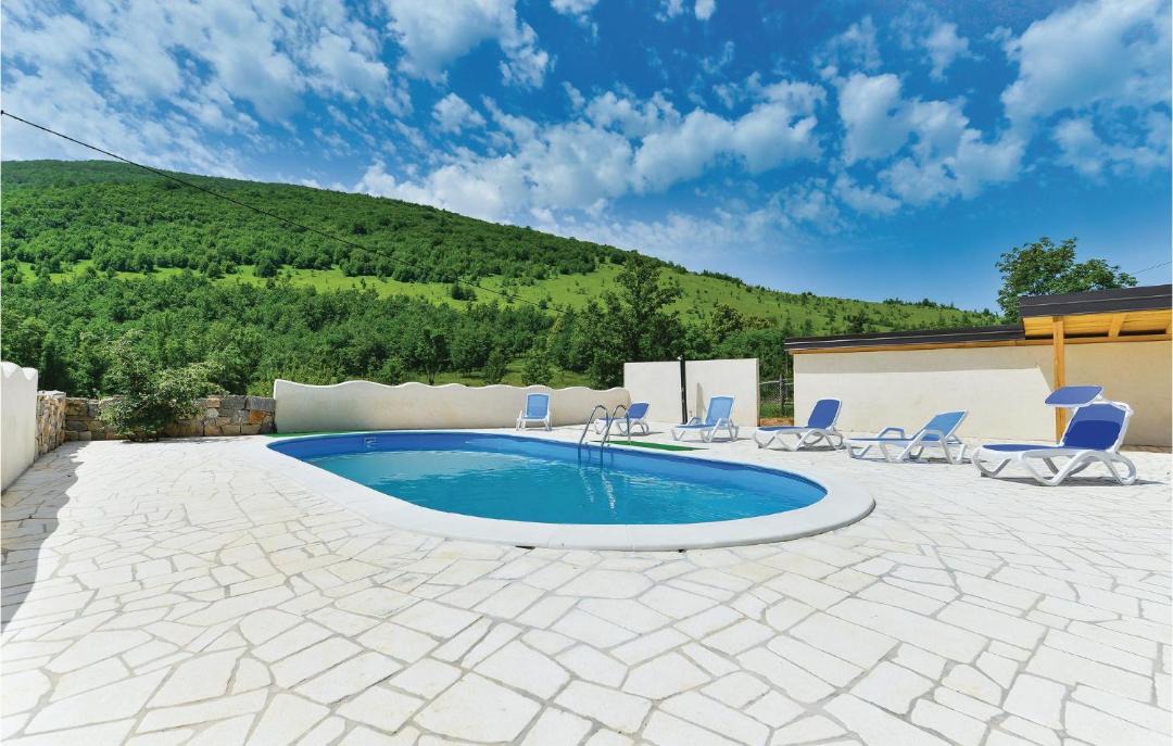 Photo of Outdoor in Gracac