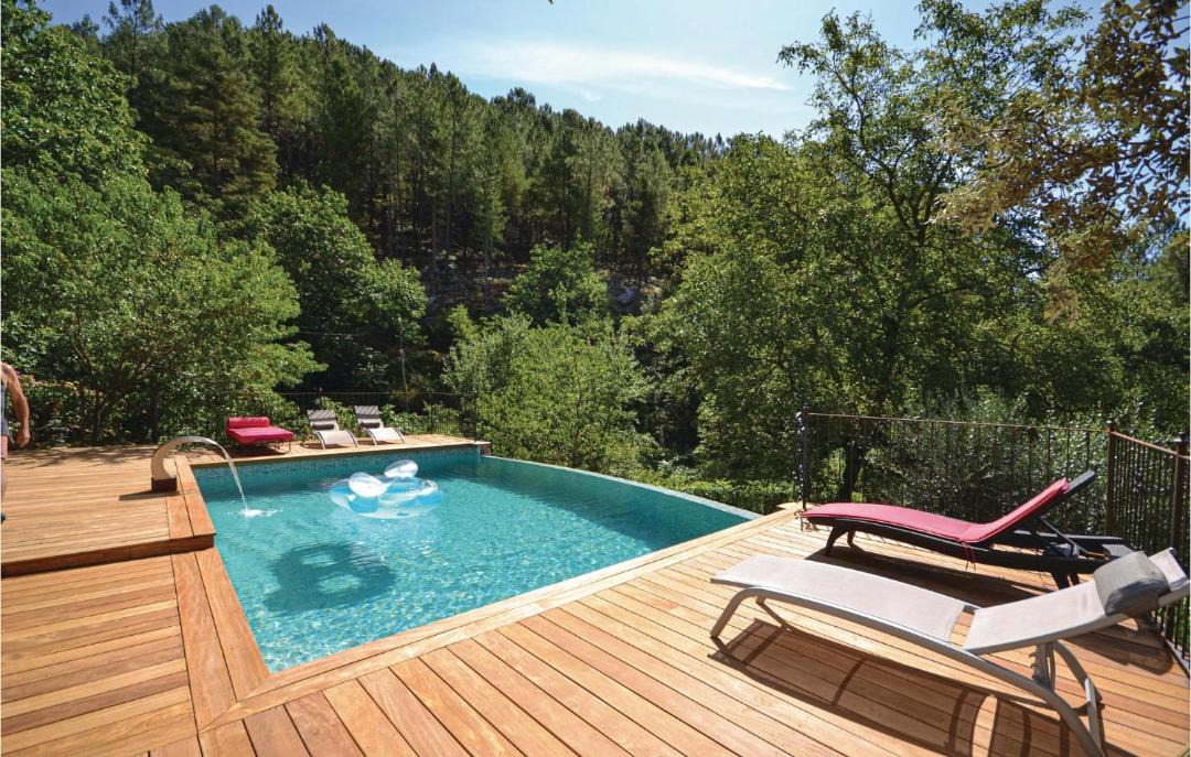 Photo of Others in Aujac