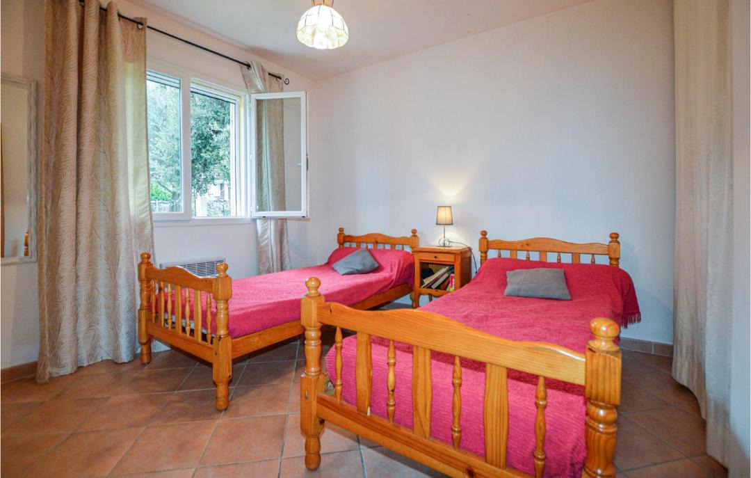 Photo of Others in Sisco