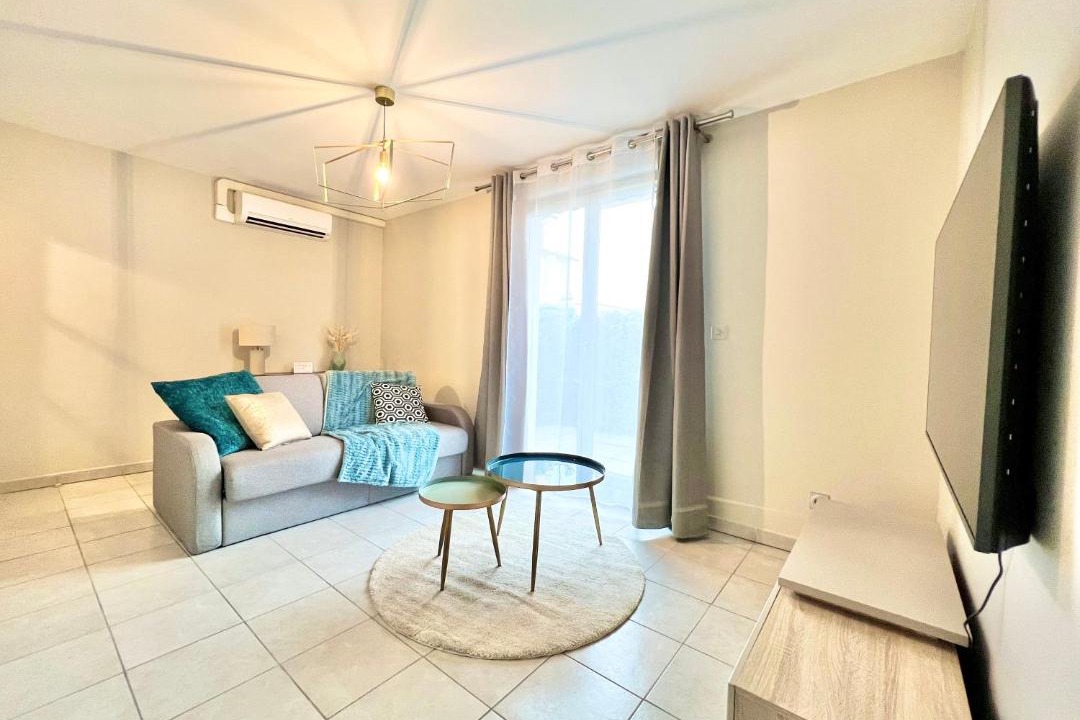 Photo of Livingroom in Champagne-au-Mont-d'Or