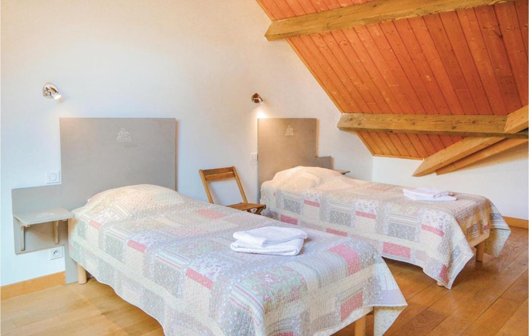 Photo of Others in Roisel