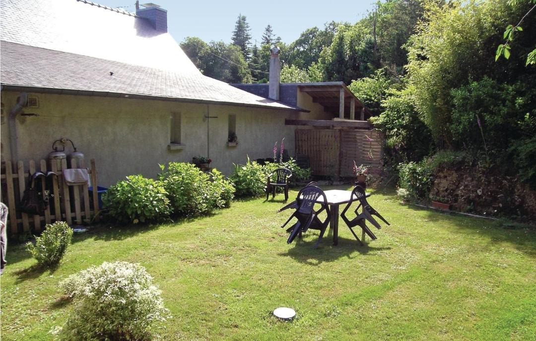 Photo of Buildings in Lanvaudan
