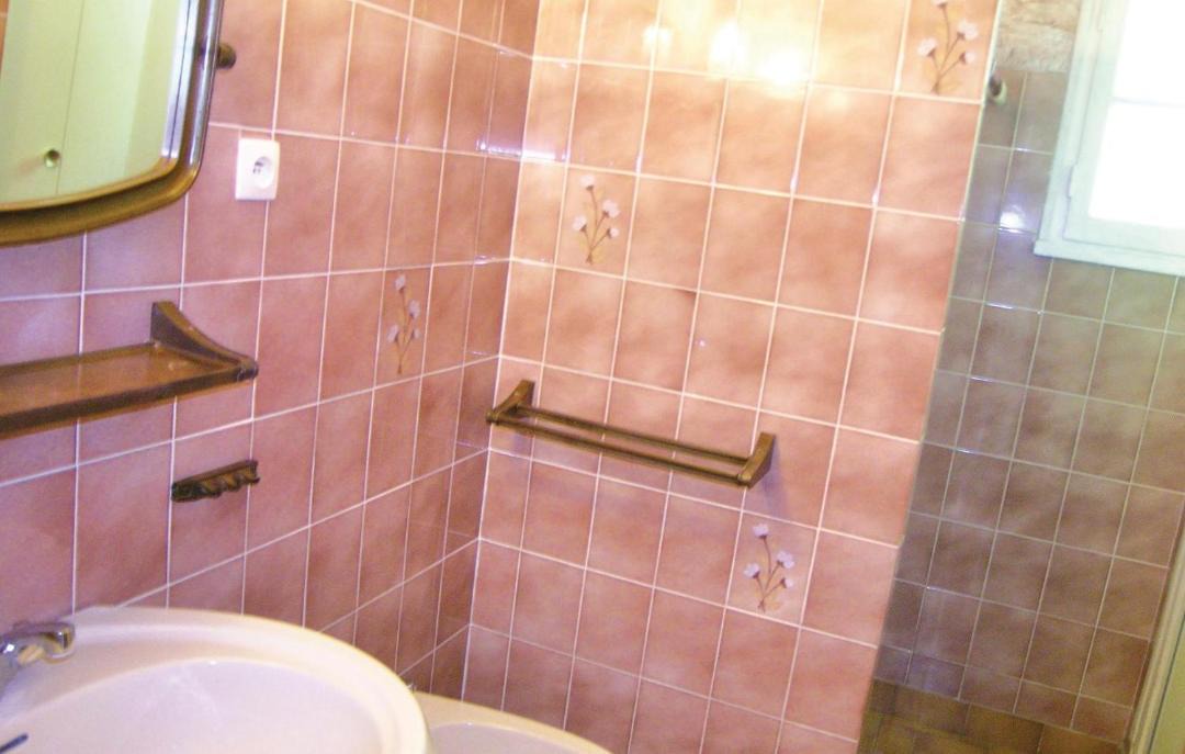 Photo of Bathroom in Lanvaudan