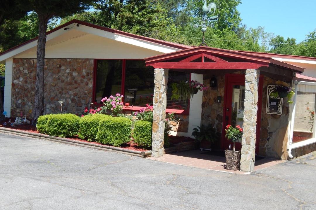 Photo of Others in Pine Mountain Valley