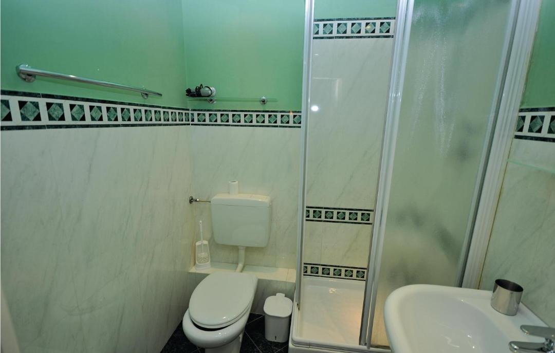 Photo of Bathroom in Cannes City Centre