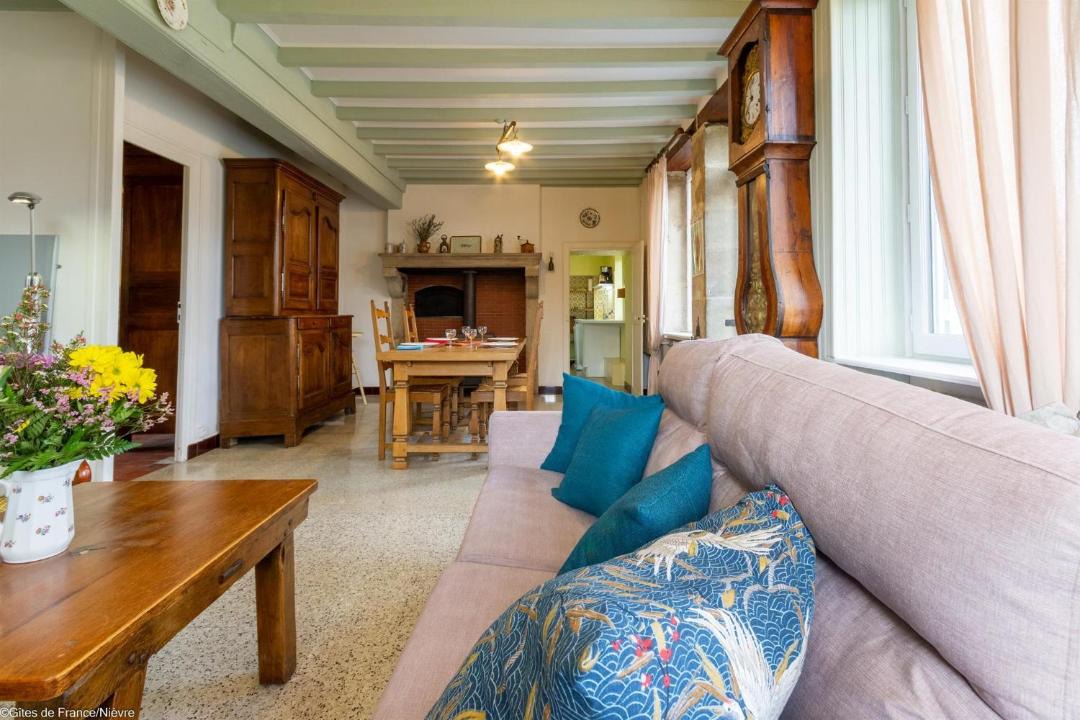 Photo of Others in Onlay