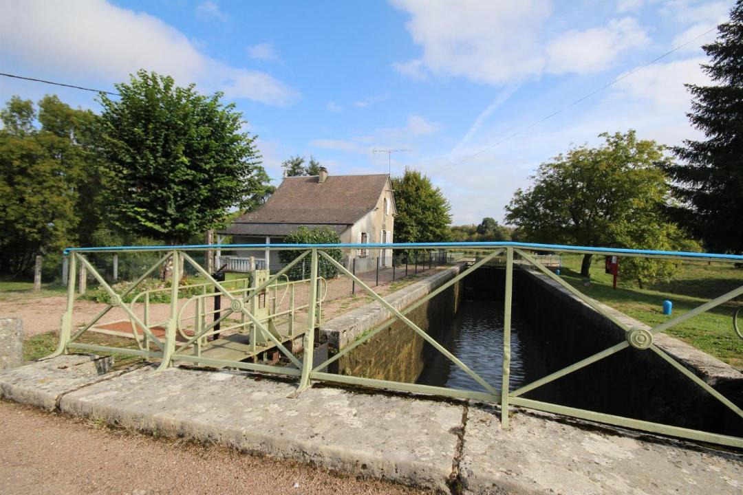 Photo of Others in Chatillon en Bazois