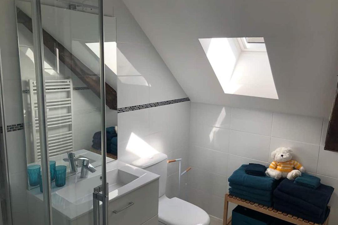 Photo of Bathroom in Courtenay