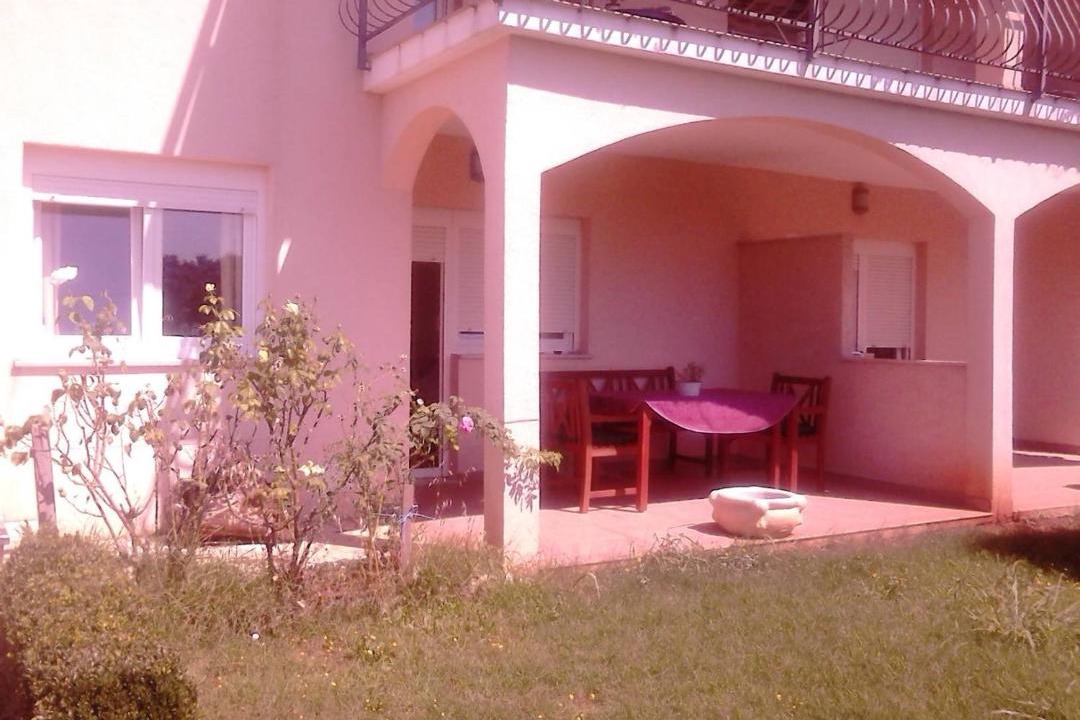 Photo of Buildings in Flengi