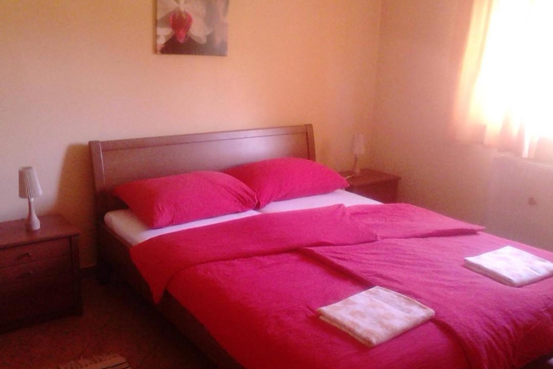 Photo of Bedroom in Flengi