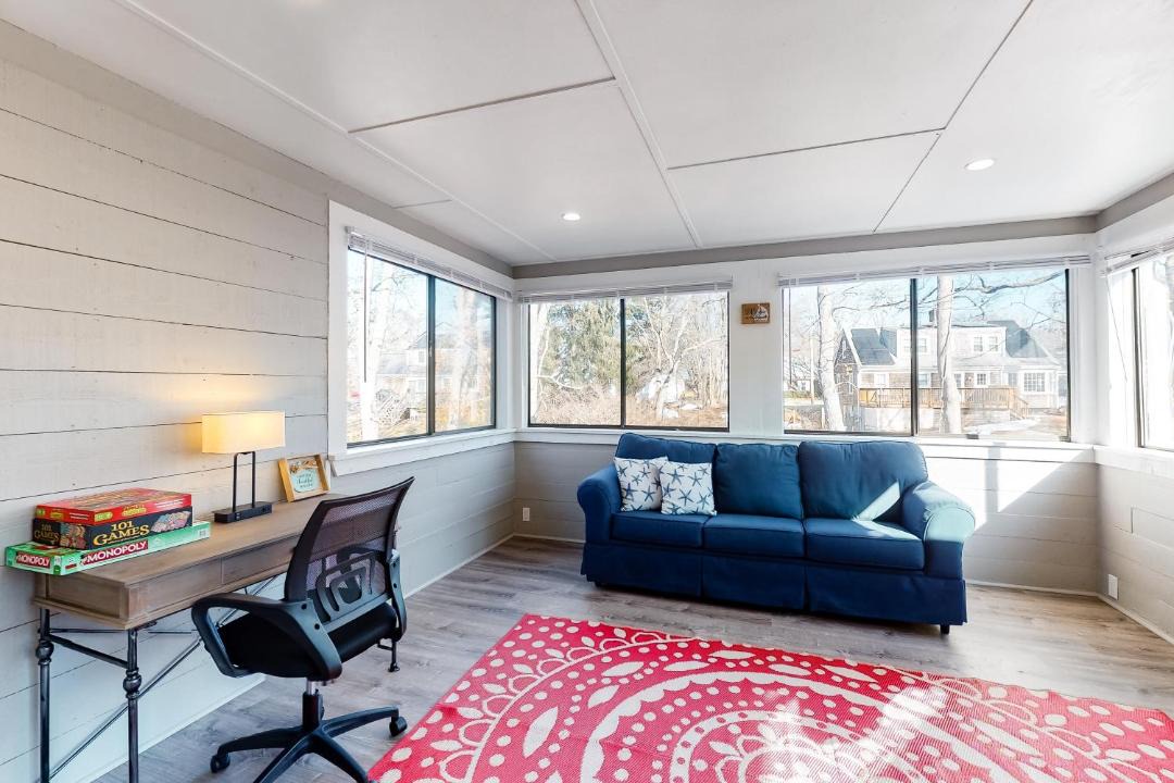 Photo of Livingroom in Hyannis