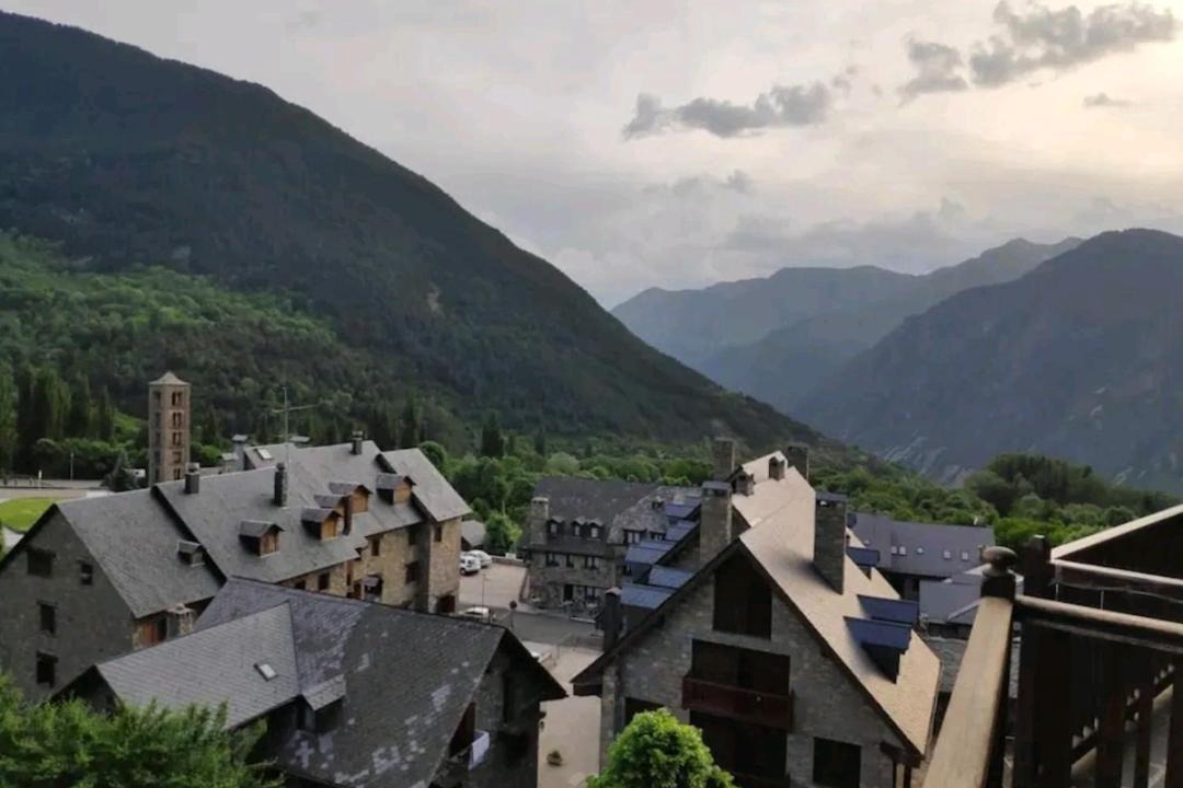 Photo of Others in Taull