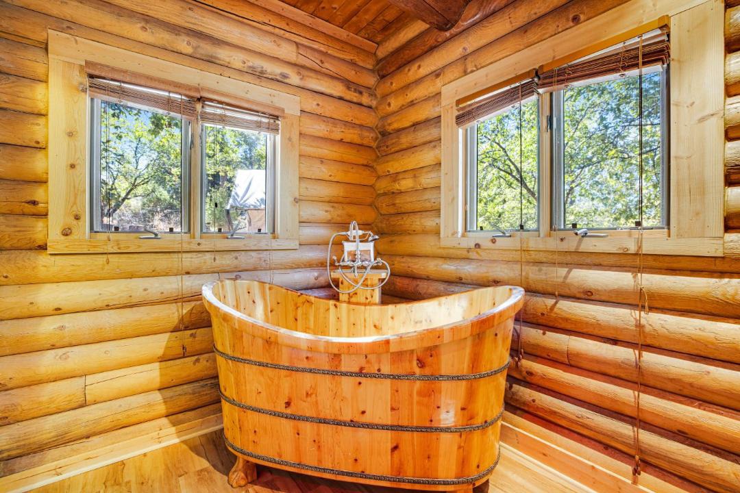 Photo of Bathroom in Groveland