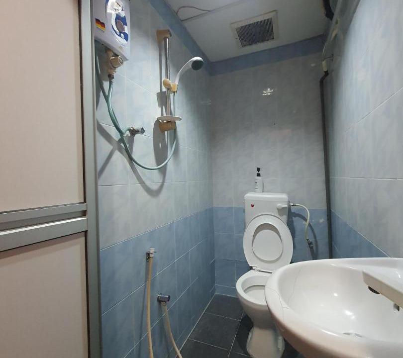 Photo of Bathroom in Taman Wah Keong