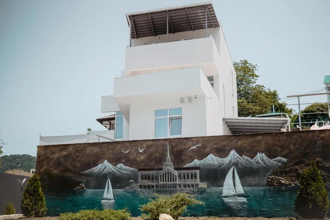 Photo of Others in Loo