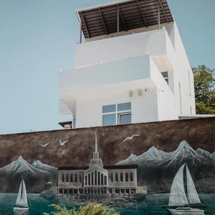 Photo of Others in Loo