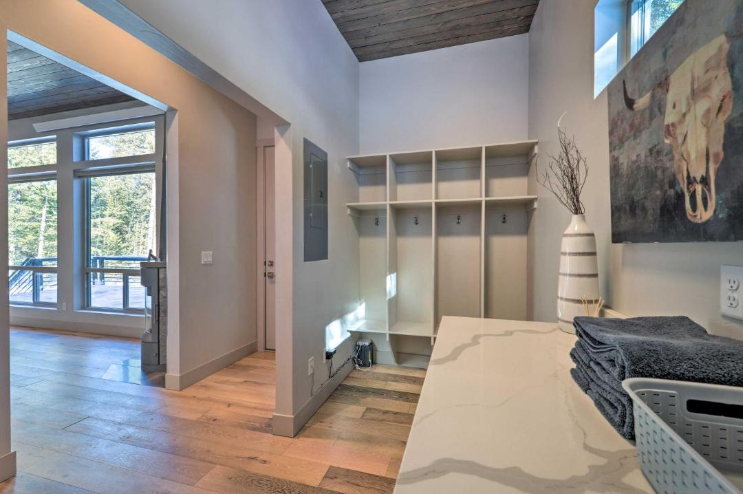 Photo of Others in Alpine