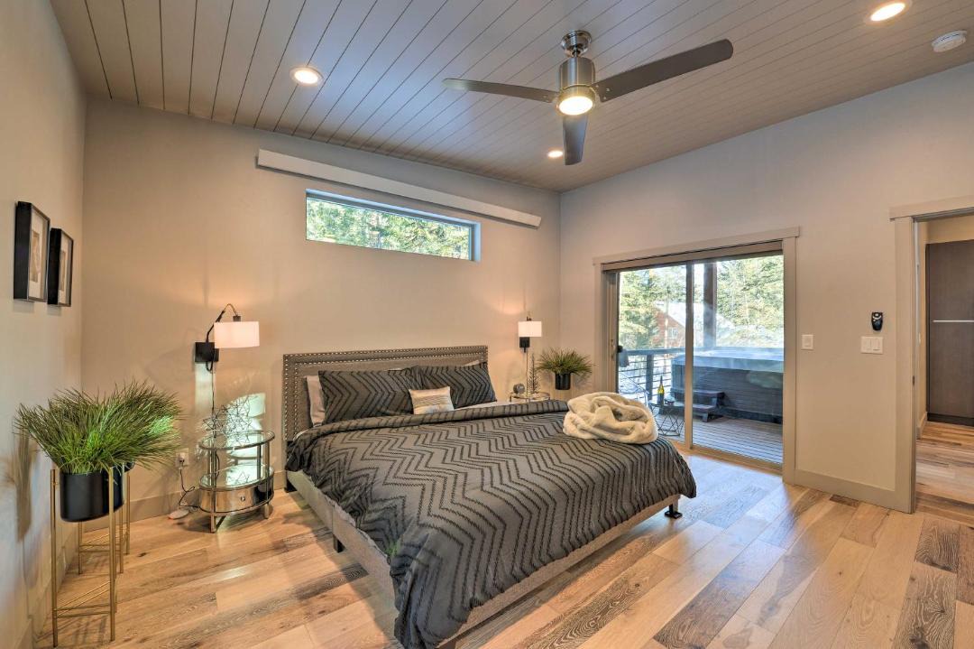 Photo of Others in Alpine