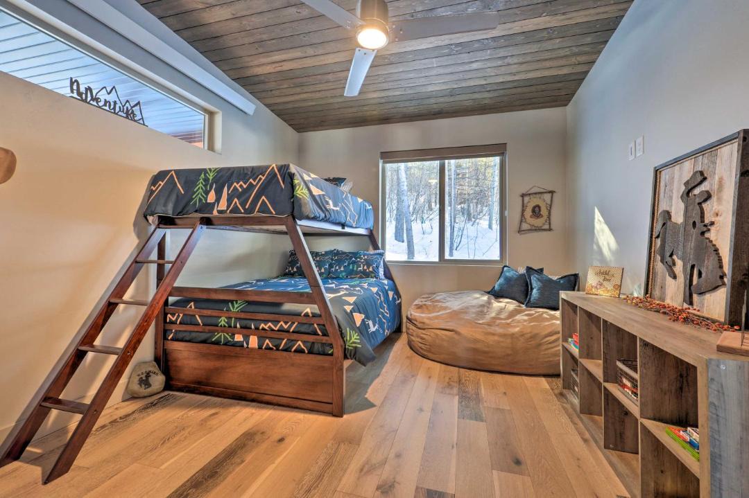 Photo of Others in Alpine