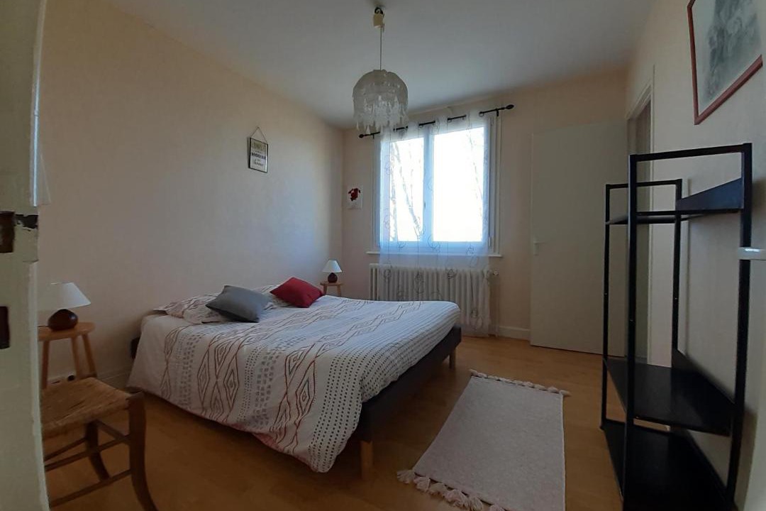 Photo of Others in Aveze