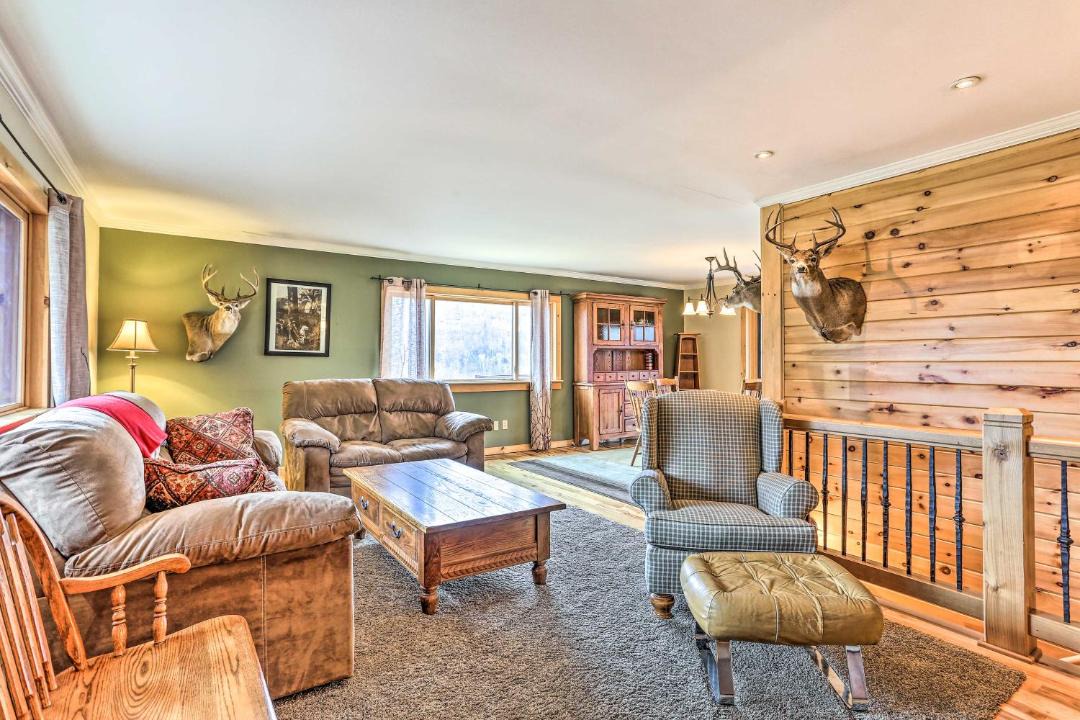 Photo of Livingroom in Hancock